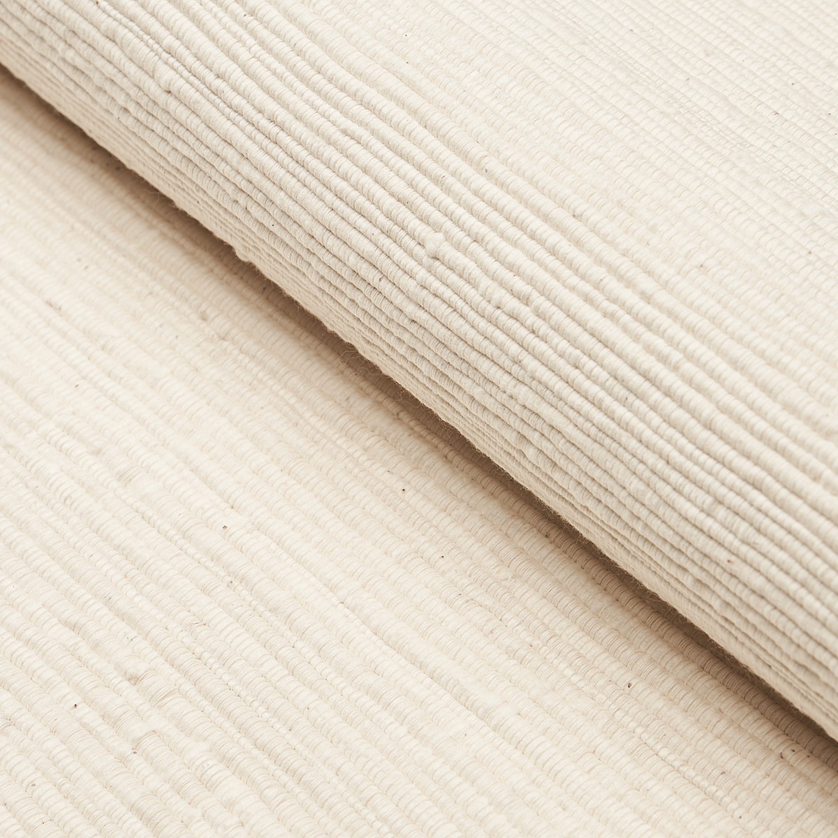 raretake　インダストリアル　工業系　フランス　エナメル　シェード Zeta Handwoven Texture - Natural Fabrics | Schumacher